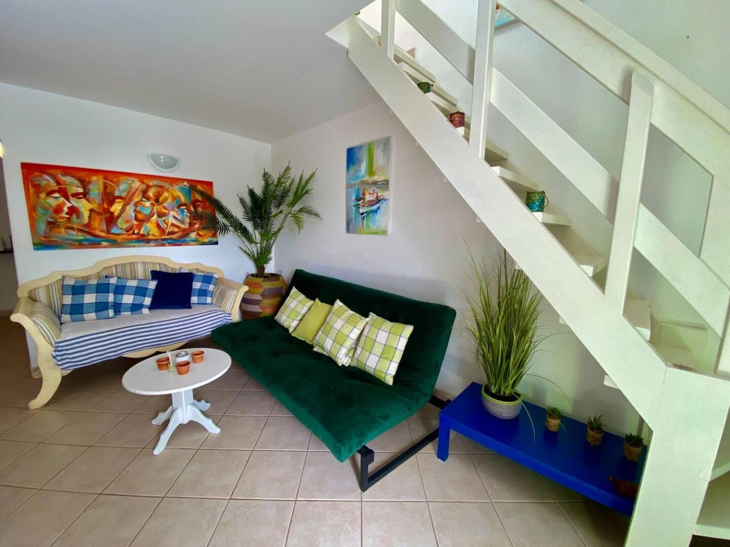 Leme Bedje Two Bedroom - By Bobbywashere Санта Мария Екстериор снимка